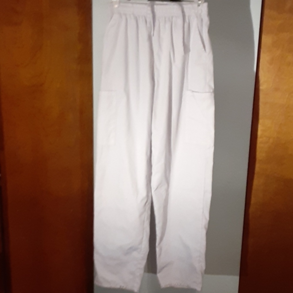 3 for $15☆ White Scrub Bottoms